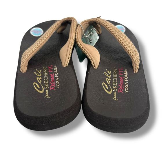NEW Cali from Skechers Flip Flops Size 7 Mocha Brown Woven Yoga Foam Sandals NWT - Picture 6 of 9